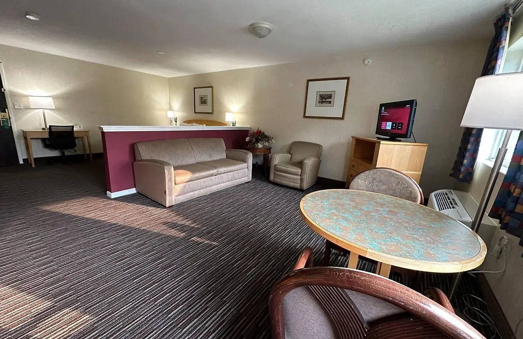Quality Inn Near Toms River Corporate Park-1