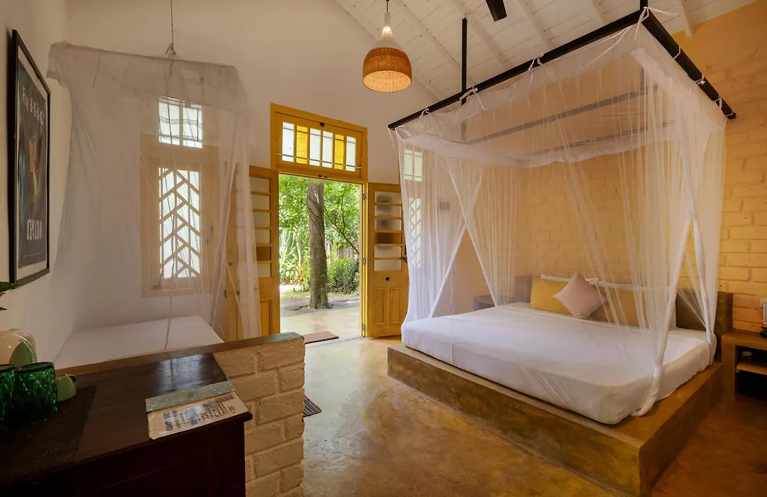 Dots Bay House-1