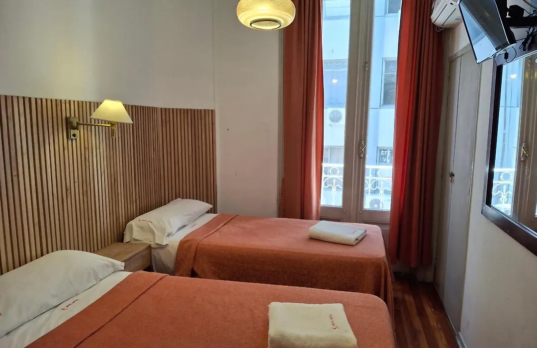 Novel Hotel-1