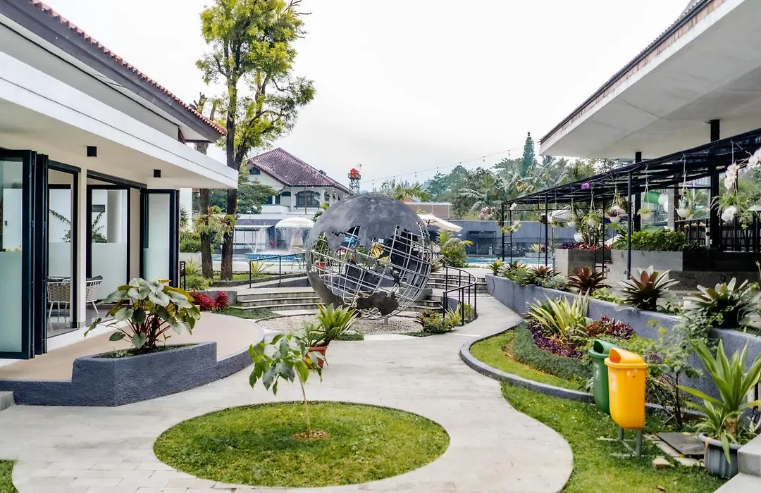 Hotel&Wisma Bintang Jadayat-1