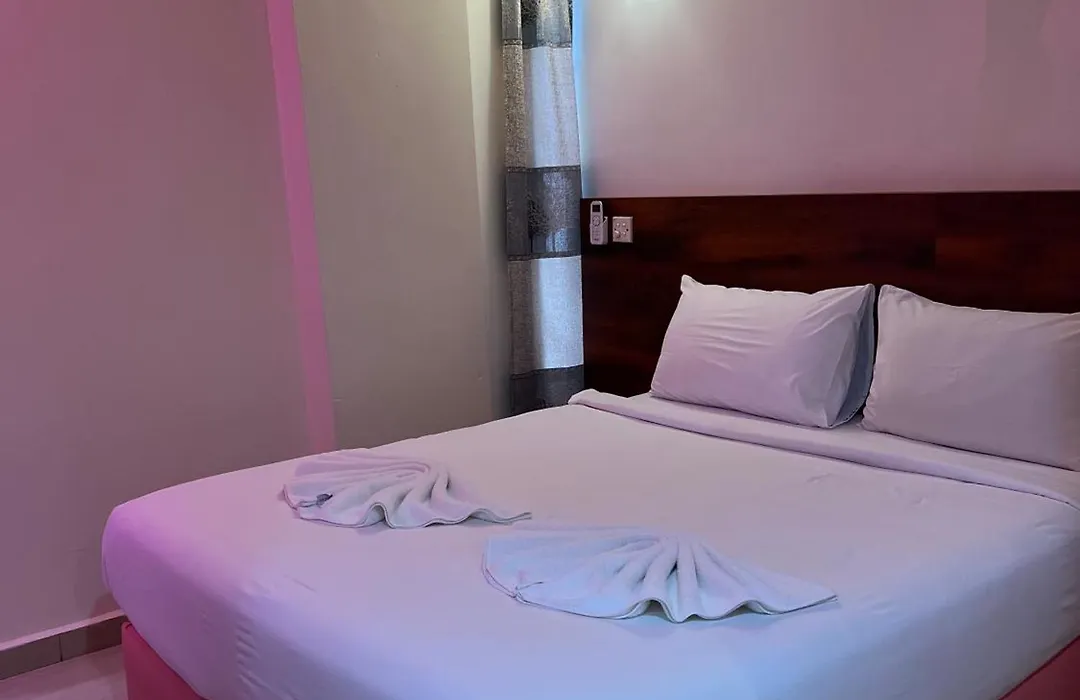 Hotel Sri Sutra Pj 222-1