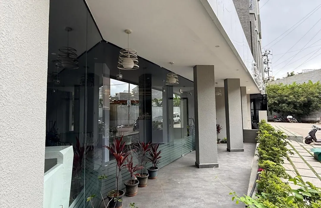 Flora Suites-1