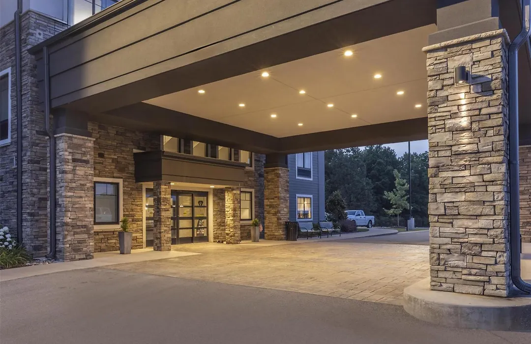 Best Western Plus Lawrenceburg-1