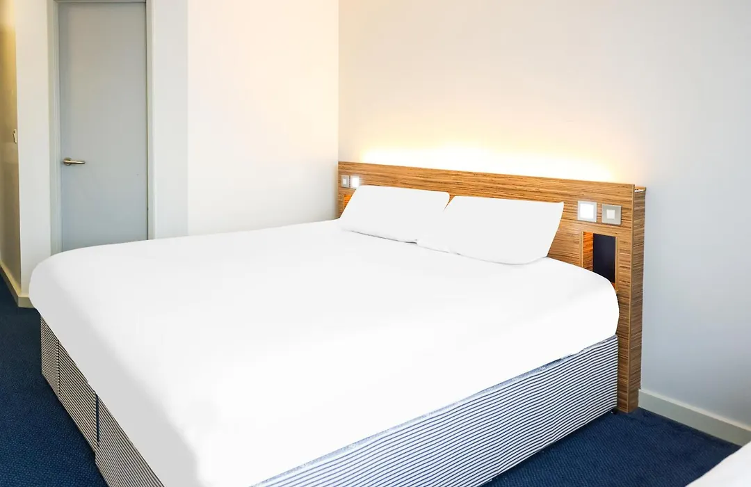 Go2 Lancaster Centre Hotel-1