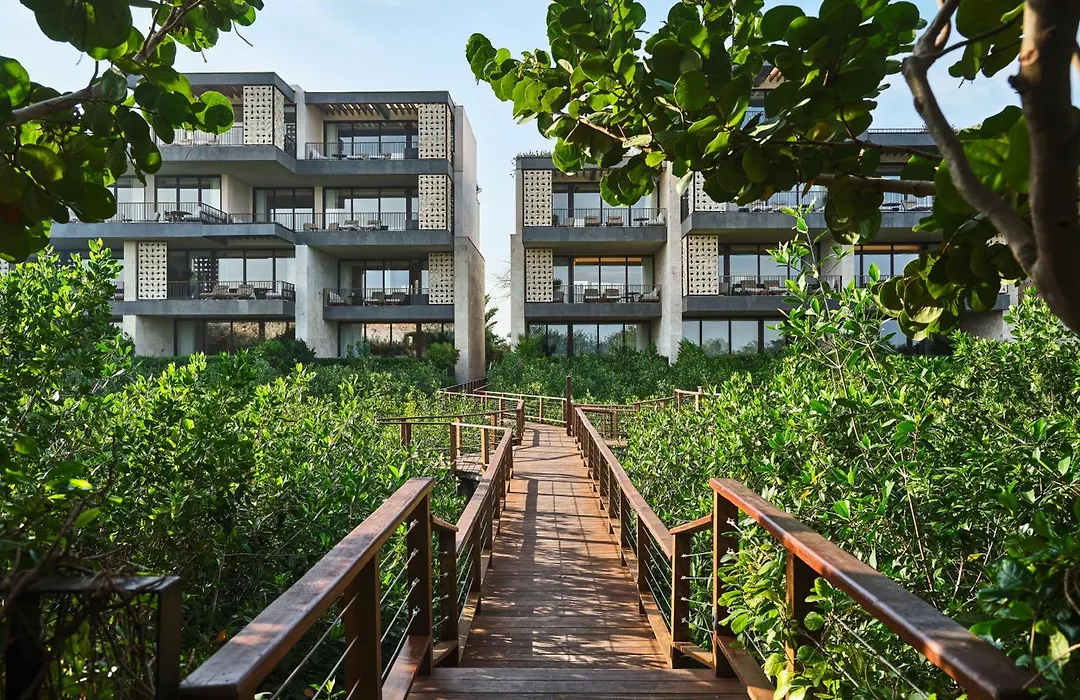 Etereo, Auberge Collection-1