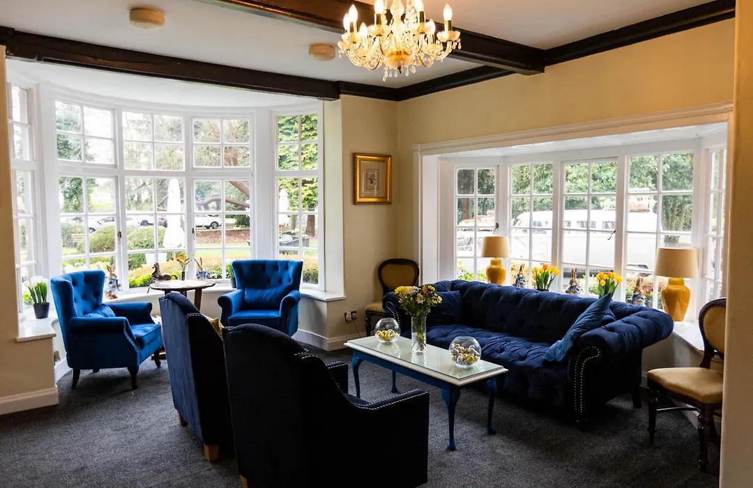 Mere Court Hotel-1