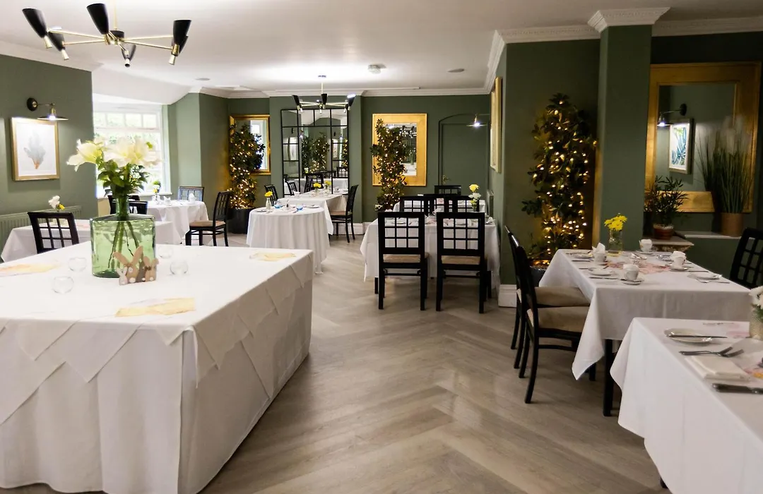 Mere Court Hotel-1
