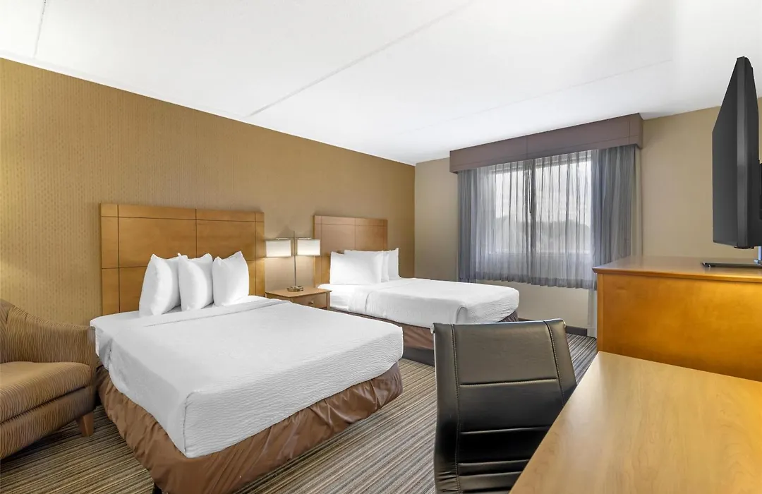 Best Western Royal Plaza Hotel And Trade Center-1