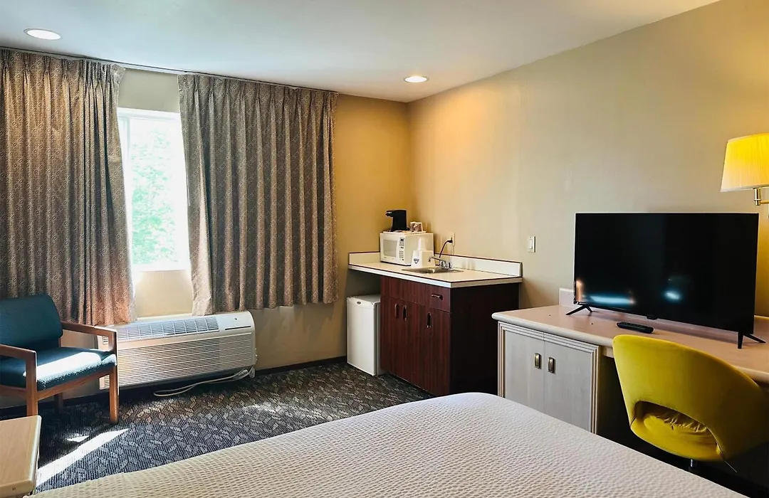 Days Inn By Wyndham Seatac Airport-1