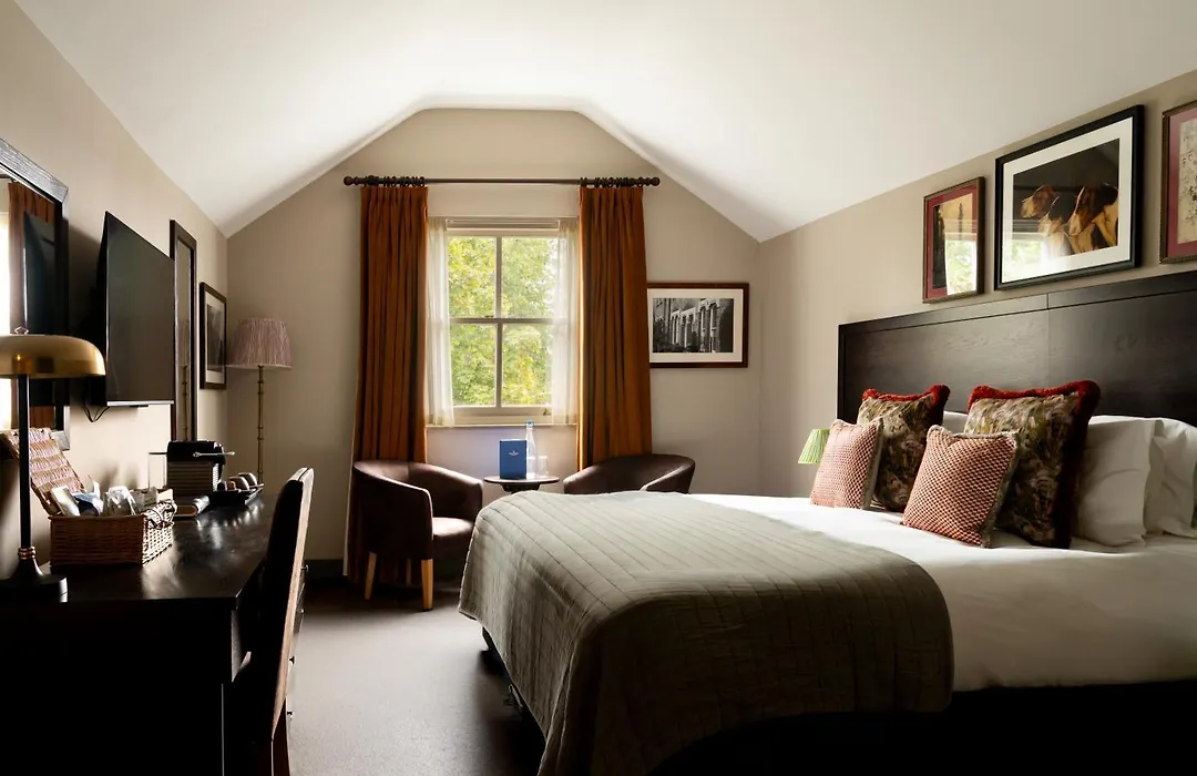 Rose And Crown Hotel-1