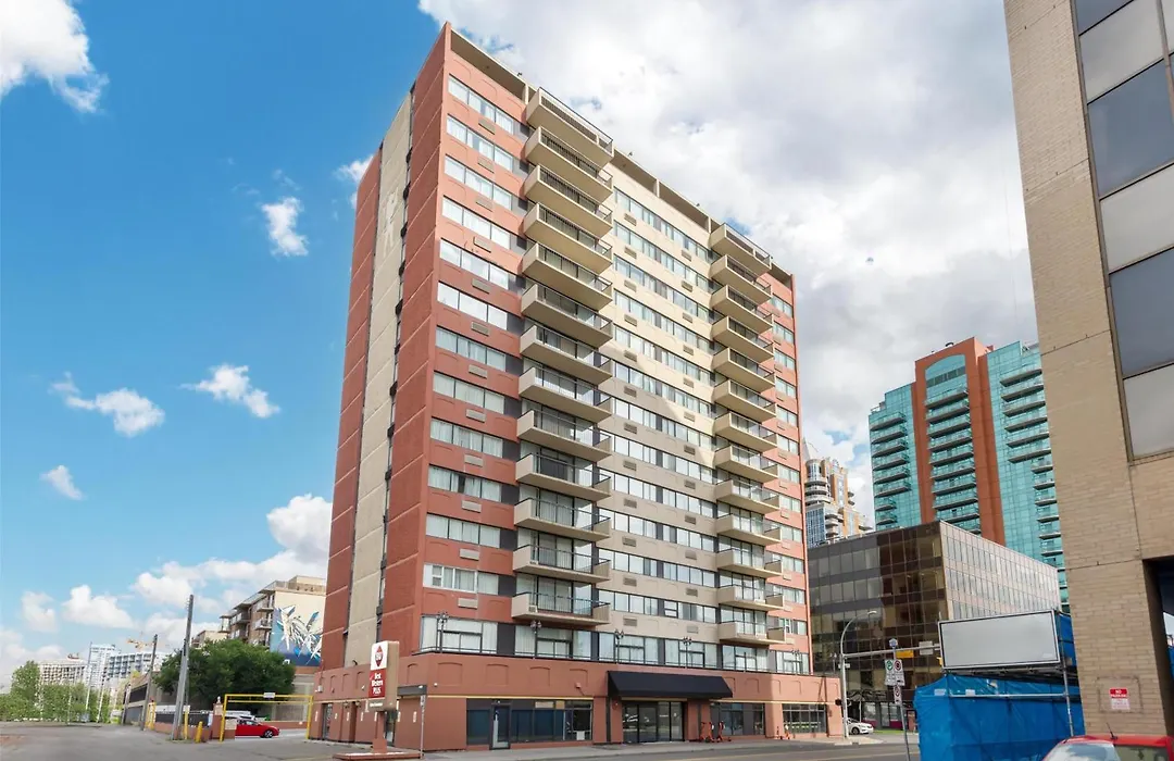 Best Western Plus Suites Downtown Calgary-1
