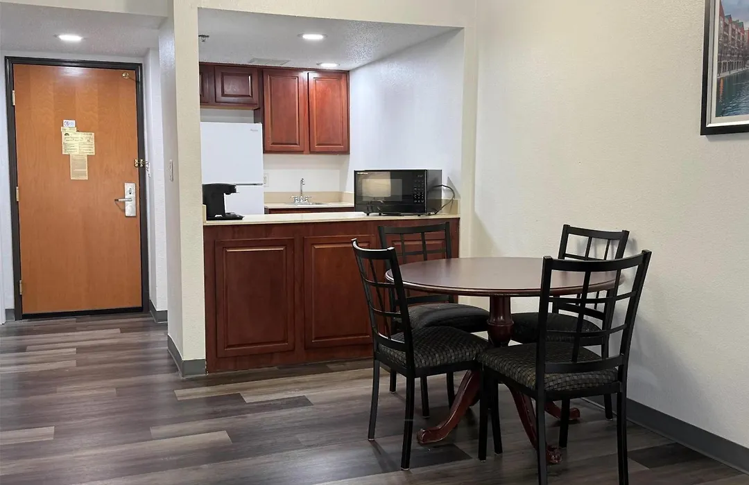 Wingate By Wyndham Airport - Rockville Road-1