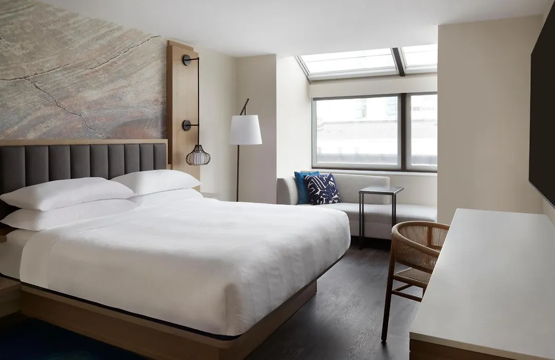 Kingston Marriott Hotel-1