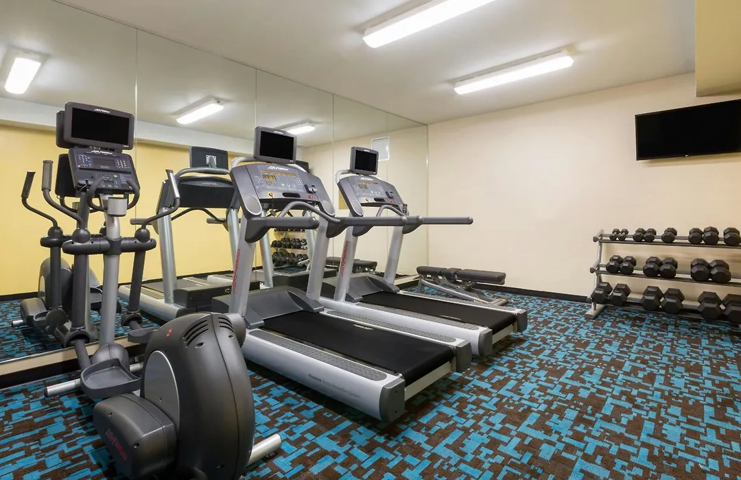 Fairfield Inn & Suites By Marriott San Antonio Airport/North Star Mall-1
