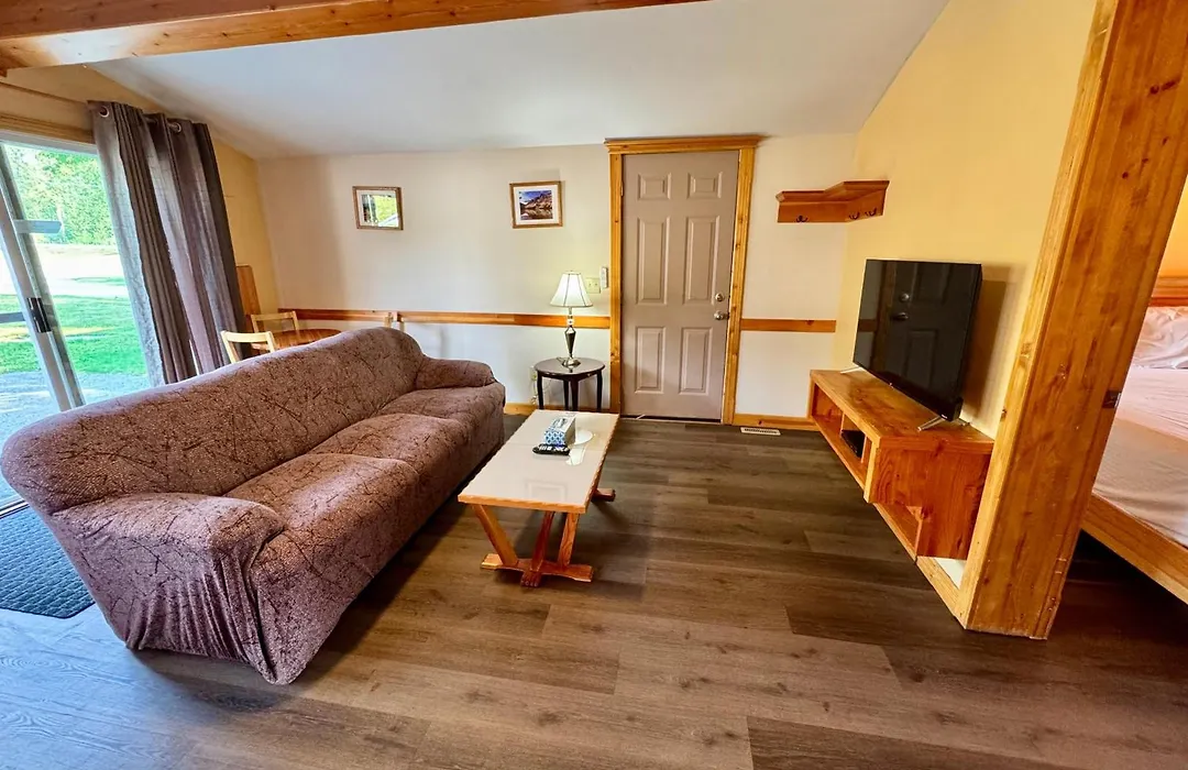 Brookside Motel-1