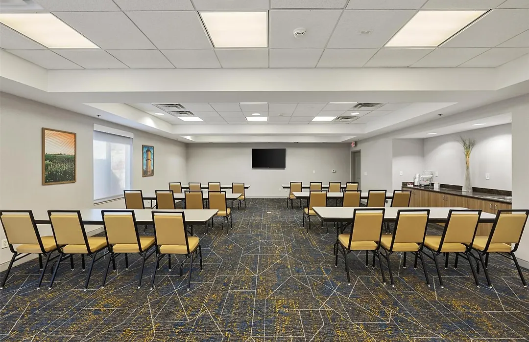 Hampton Inn & Suites Madera-1