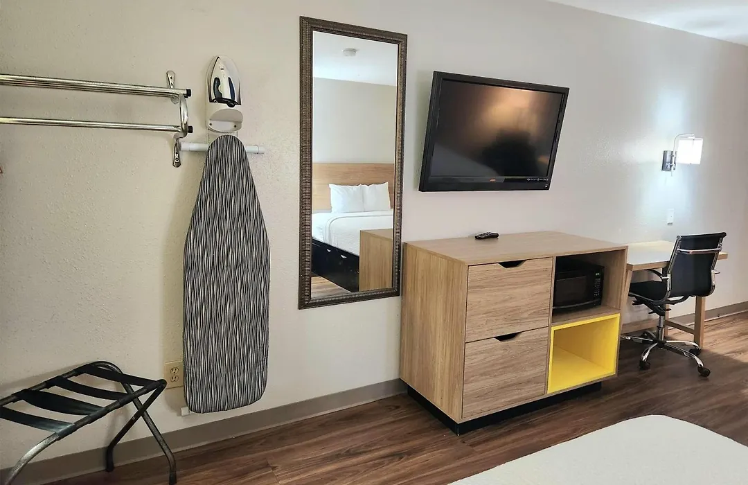 Days Inn By Wyndham Portland/Corpus Christi-1