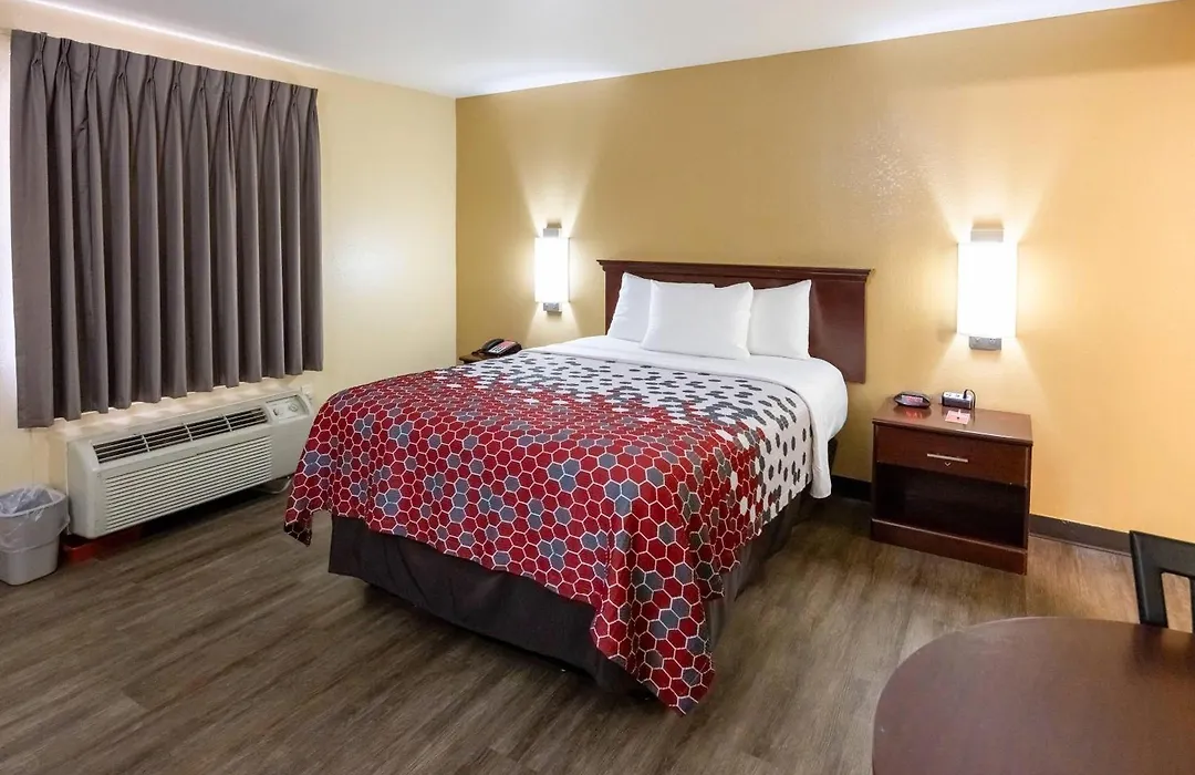 Econo Lodge Mcalester-1