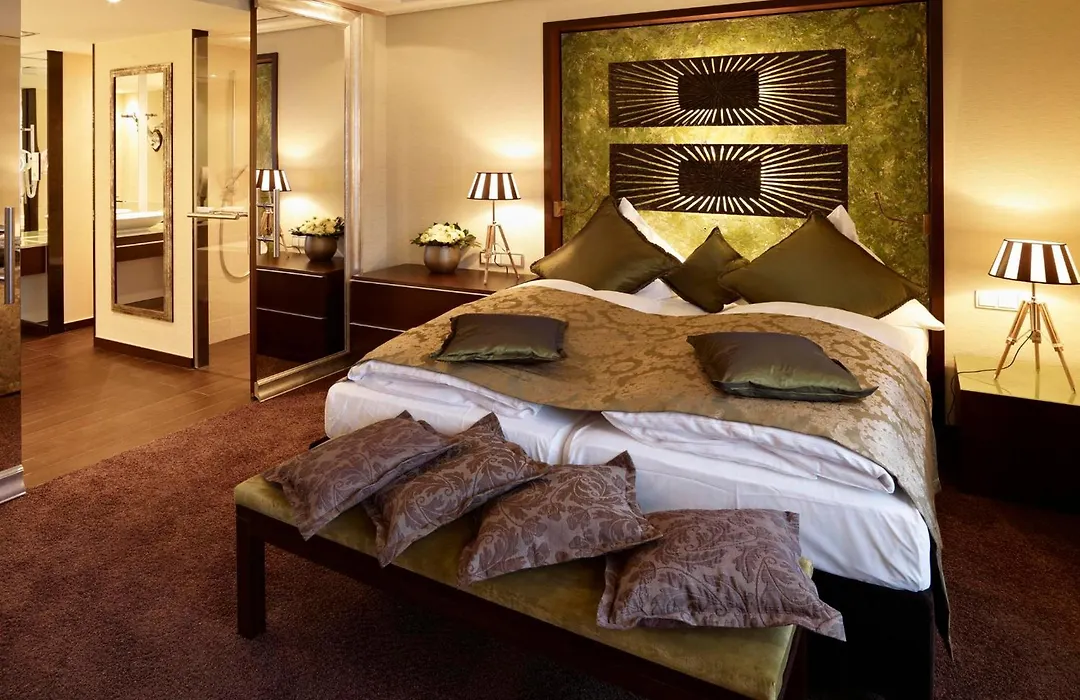 Land&Golf Hotel Stromberg-1
