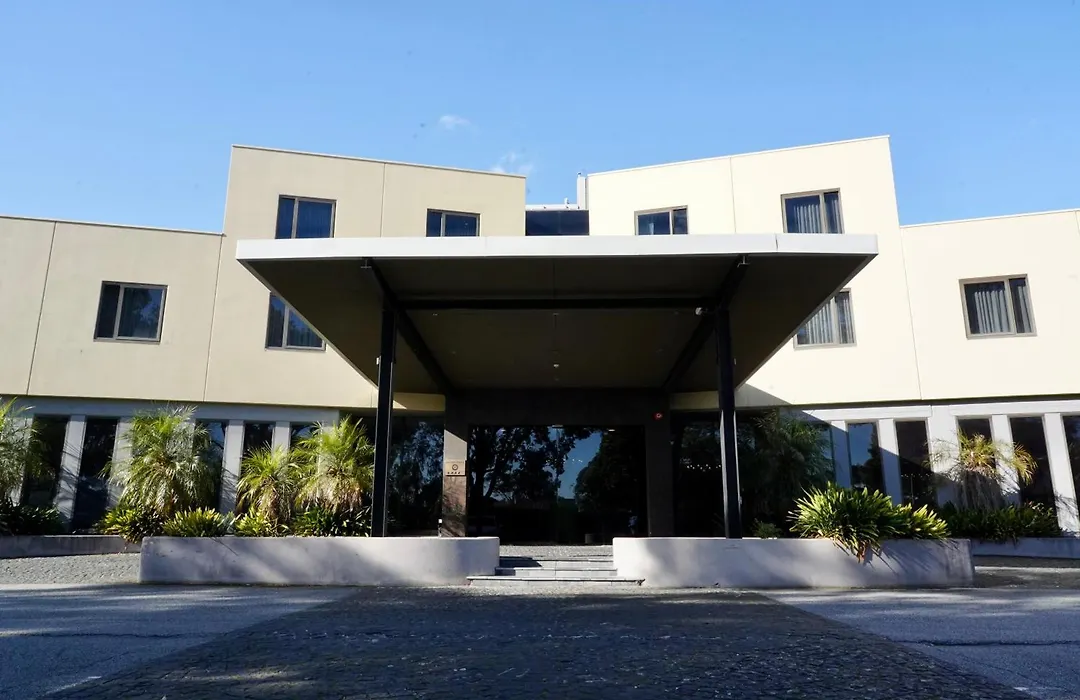 Golden Pebble Hotel-1