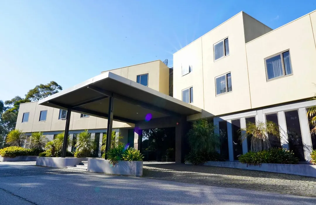 Golden Pebble Hotel-1
