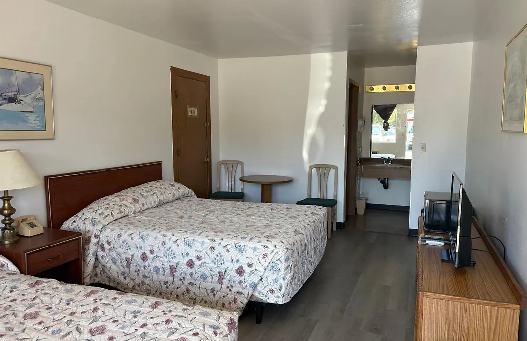 Fairground Inn-1
