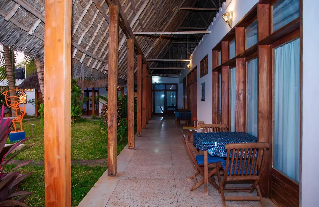 Art Hotel Zanzibar-1