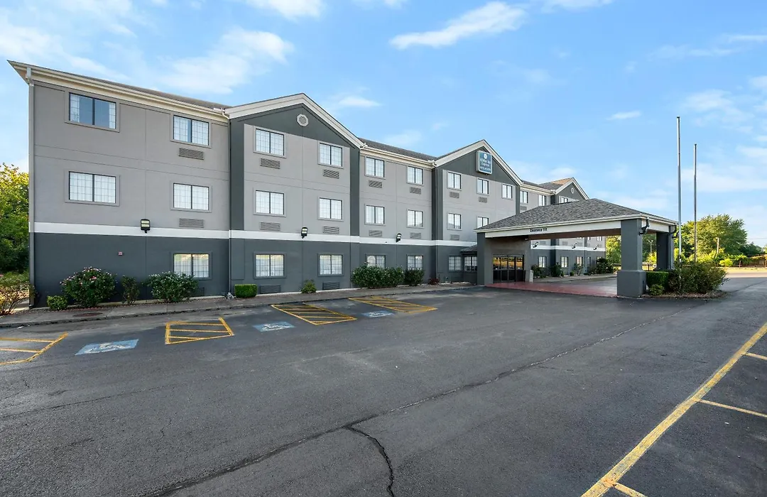 Hiway Inn Express Of Broken Bow-1