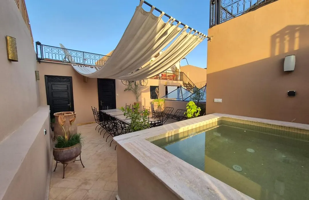 Riad L'Empire - 5 Suites & Jacuzzi-1