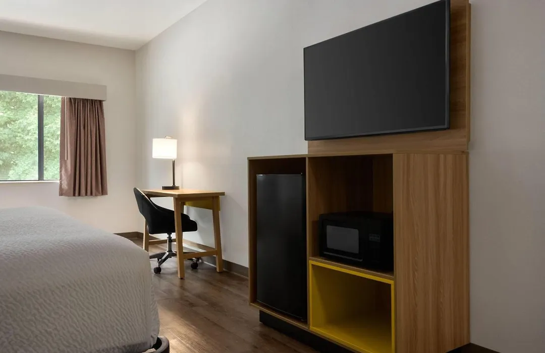 Days Inn By Wyndham Lexington-1