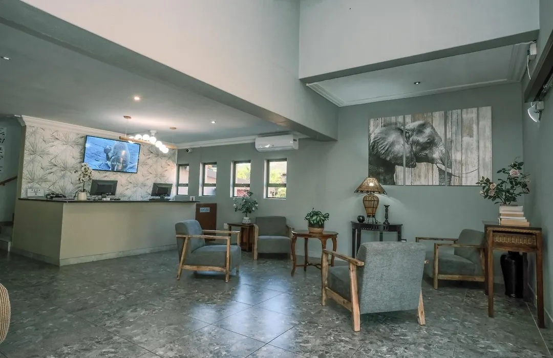 Elephant Lake Hotel-1