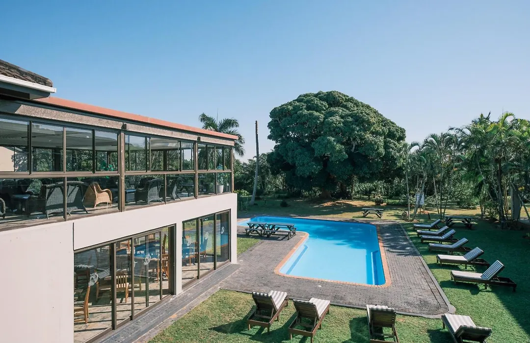 Elephant Lake Hotel-1