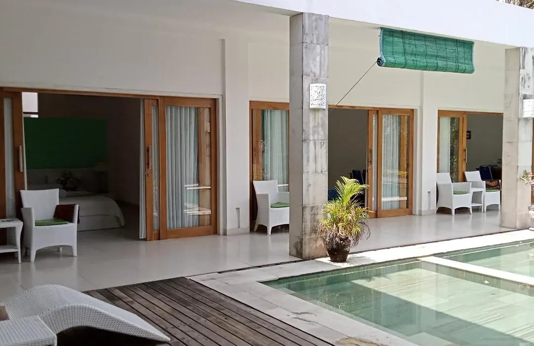 Villa Putih Lovina-1