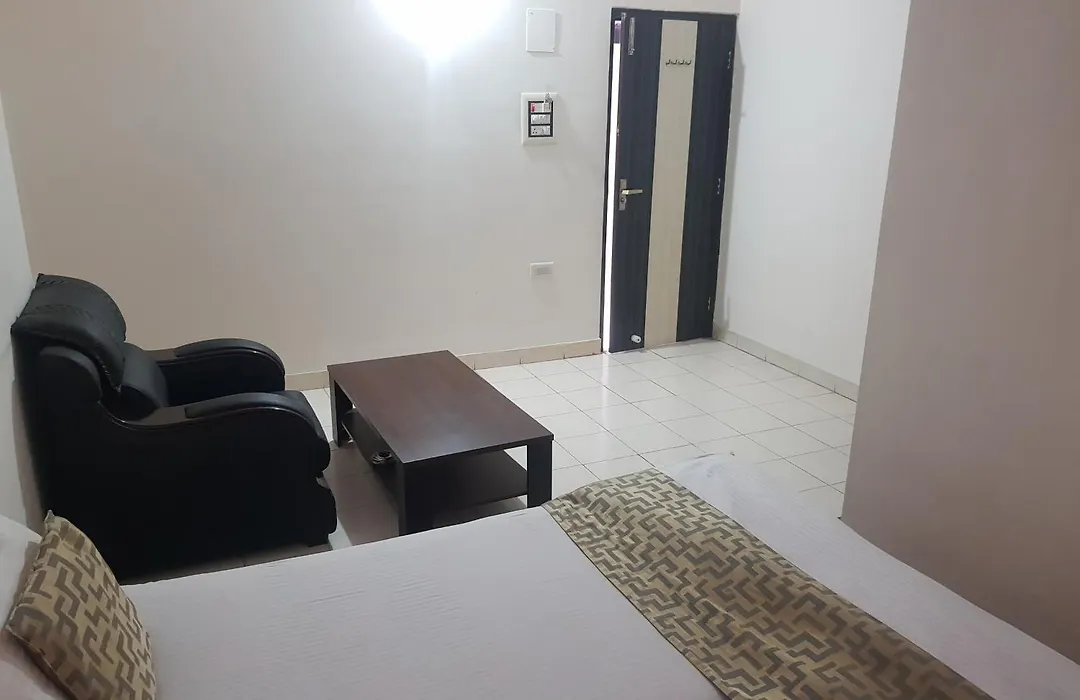 Hotel Arham Inn-1