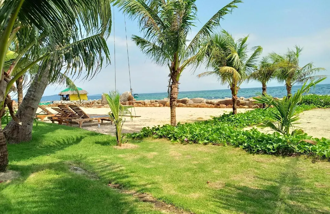 Hula Hula Seafront Phu Quoc-1