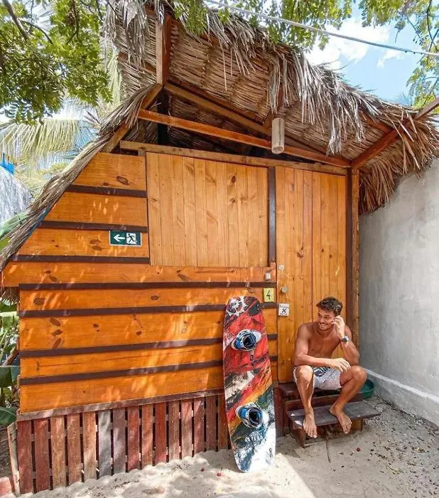 Raiz Kite Cabana-1