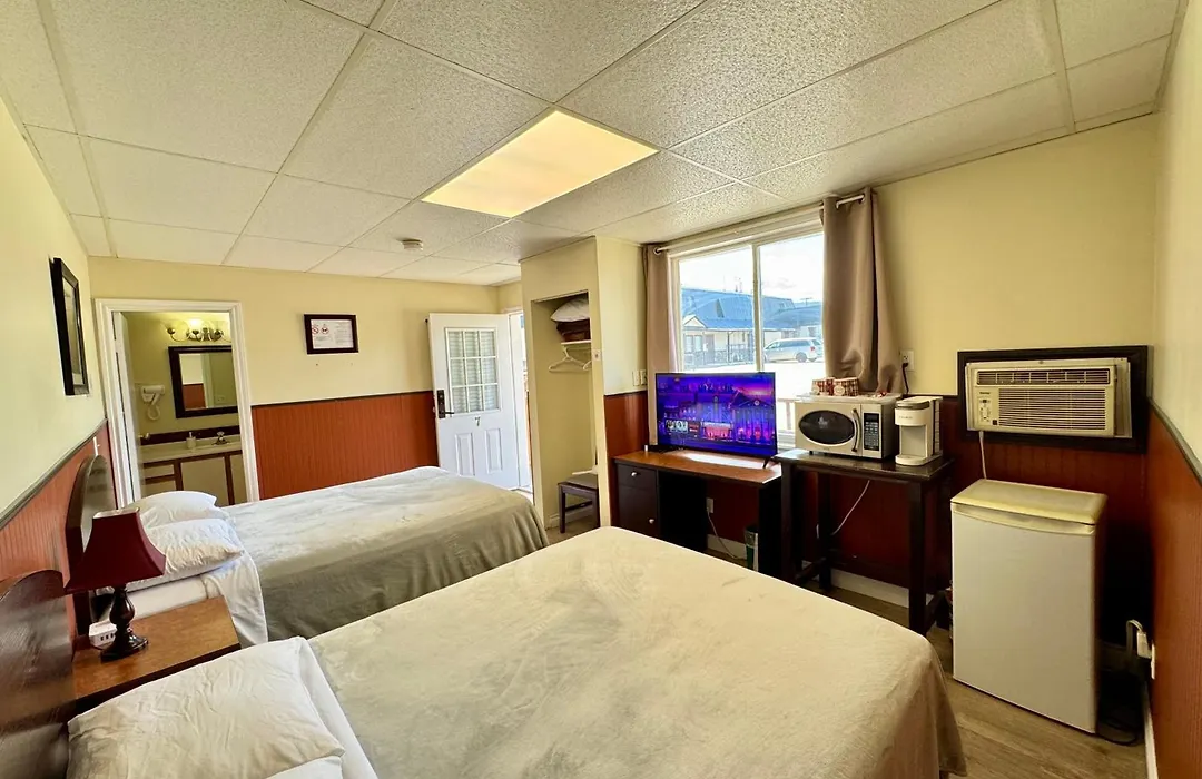 Merritt Lodge-1