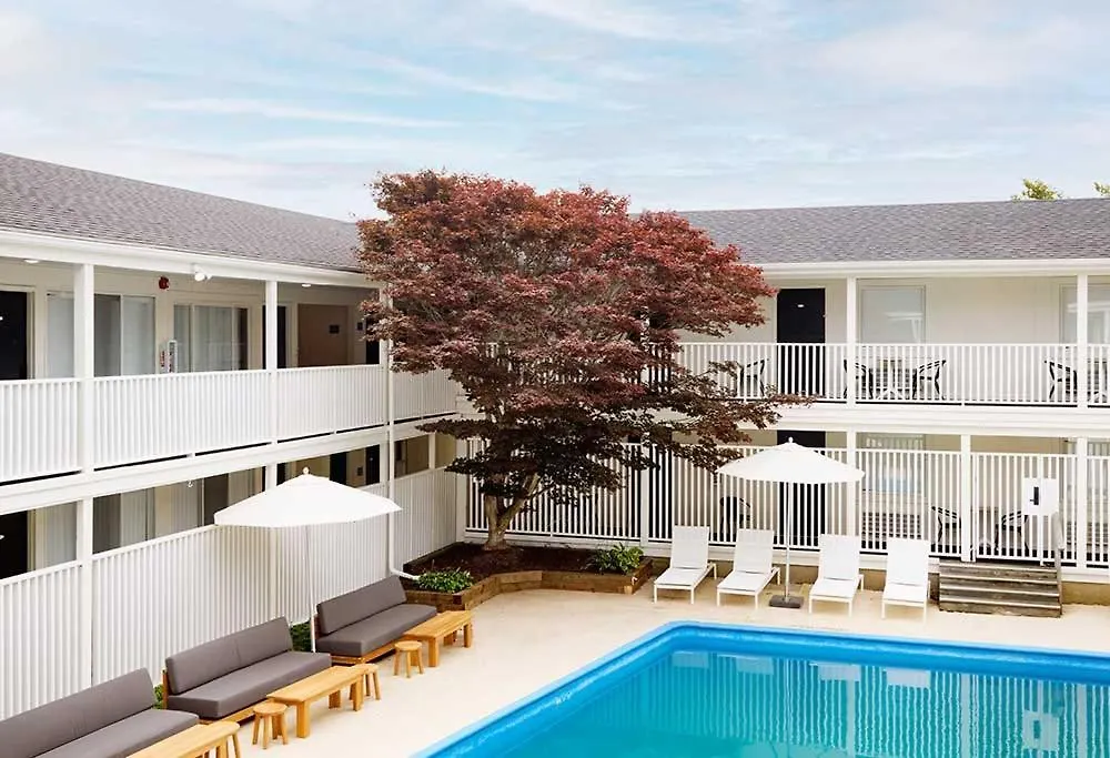 Parker Beach Lodge-1