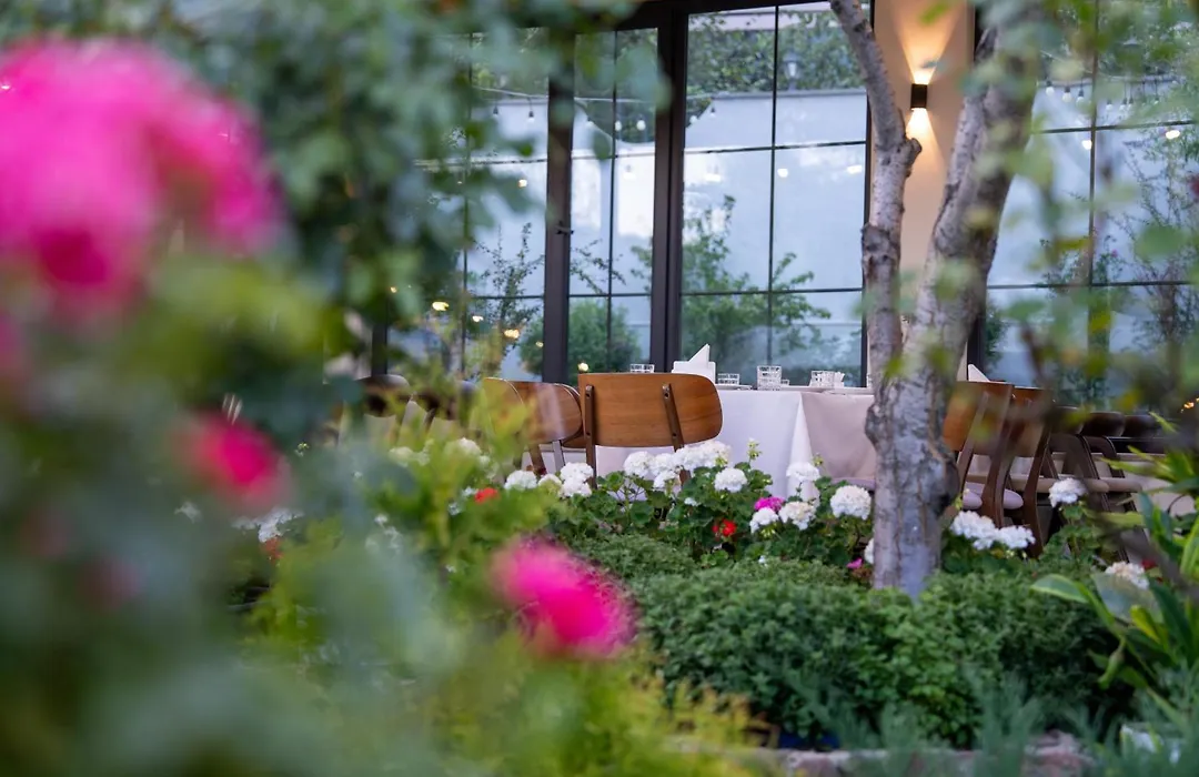 Redroof Goris Boutique Hotel-1