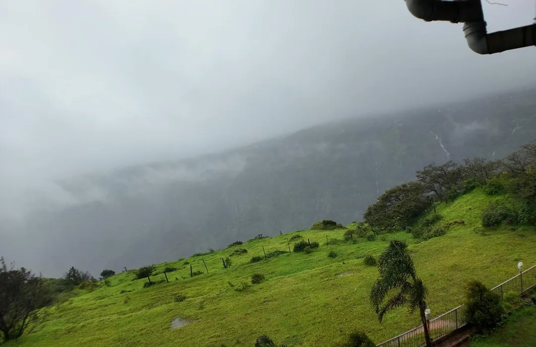 Mountain Breeze Resort, Mahabaleshwar-1