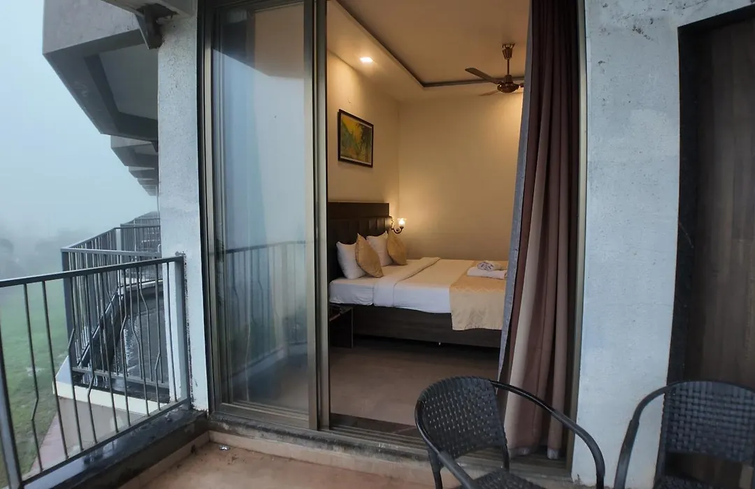 Mountain Breeze Resort, Mahabaleshwar-1