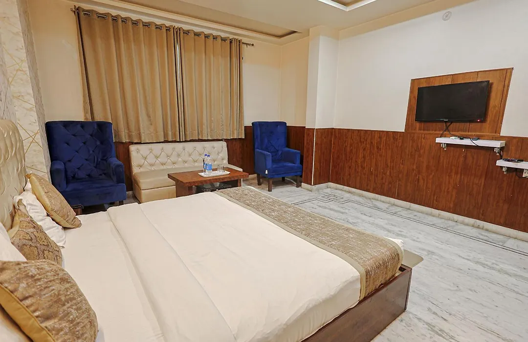 Hotel The Leaf - Gomti Nagar Lucknow-1