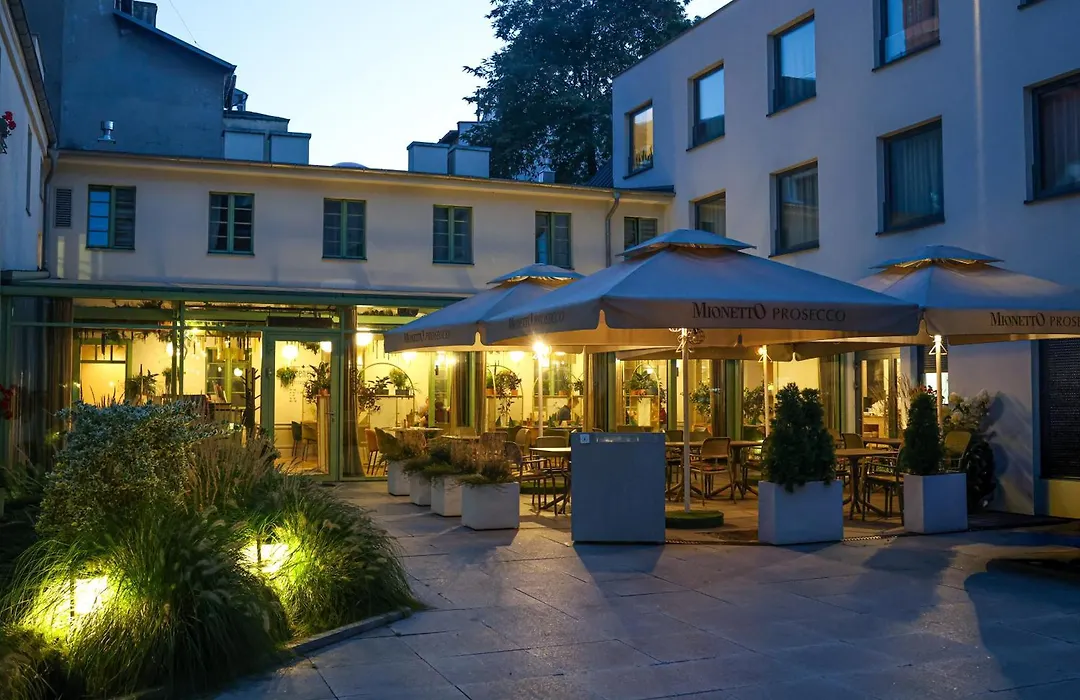 Hotel Eter-1