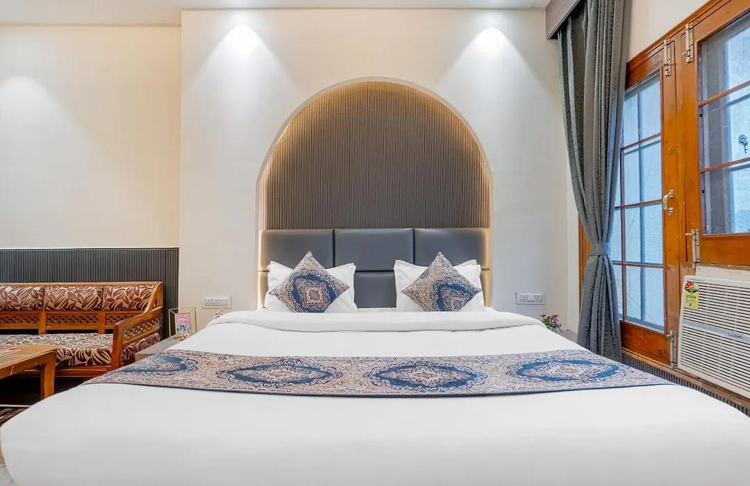 Hotel Abhi International-1