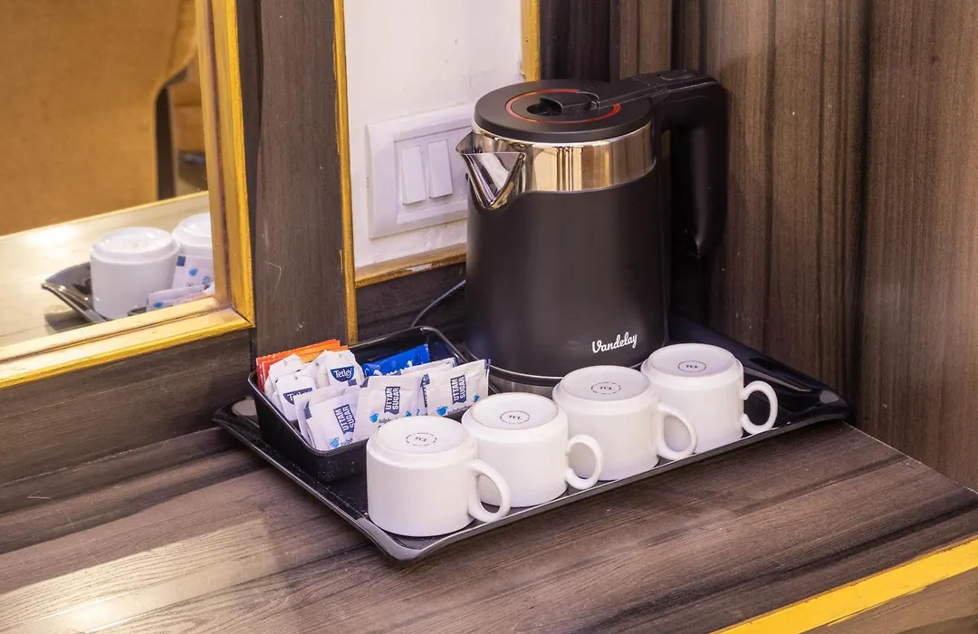 Hotel Comfort Park - Opposite Sri Ramachandra Medical College Porur-1