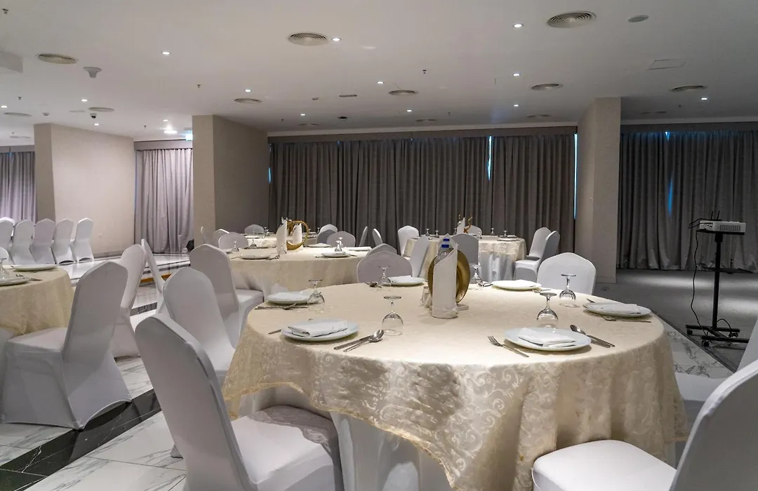 Vogo Grand Hotel Formerly Best Western Plus Hotel Dubai Academic City-1