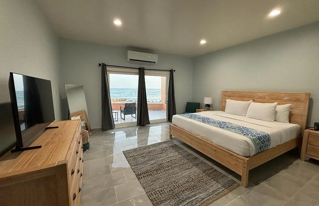 Grapetree Bay Hotel And Villas-1