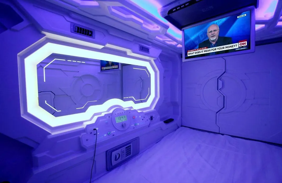 Capsule Riverside-1
