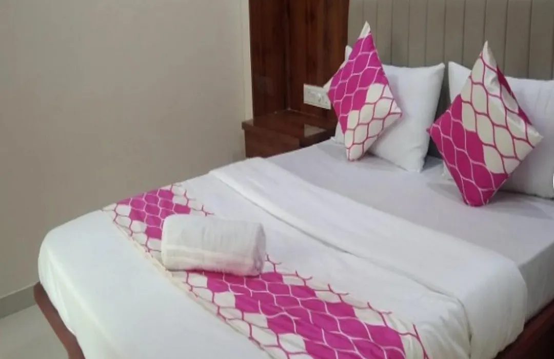 Hotel Om Sai-1