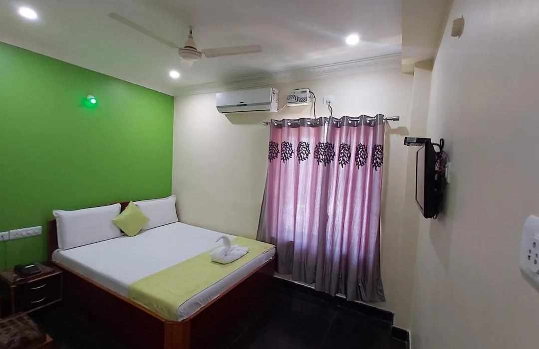 Hotel Ksr Grand-1